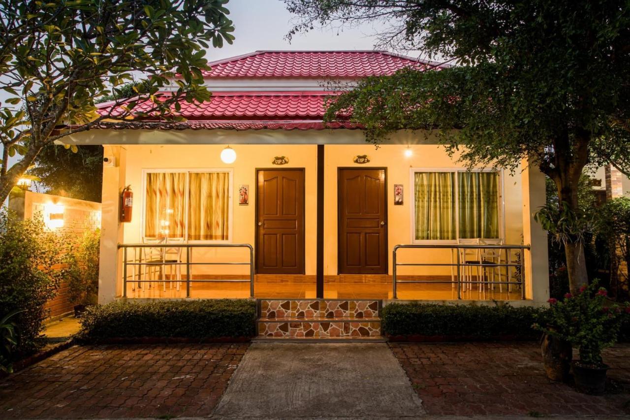 Pennaung Resort Bueng Kan 외부 사진
