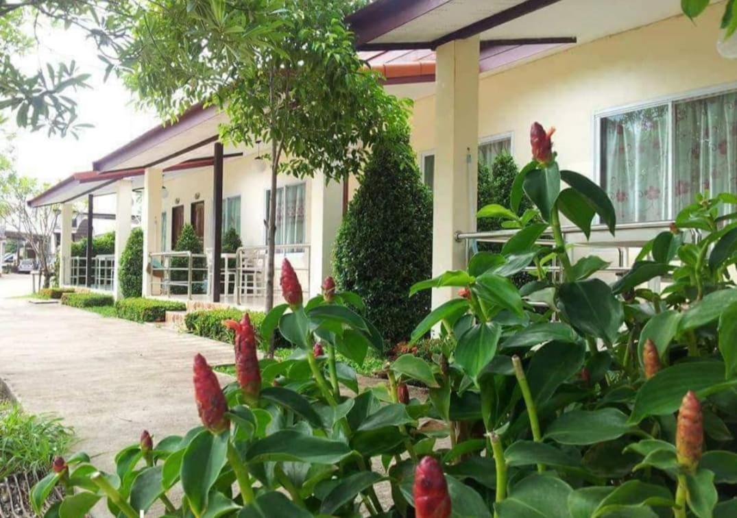 Pennaung Resort Bueng Kan 외부 사진